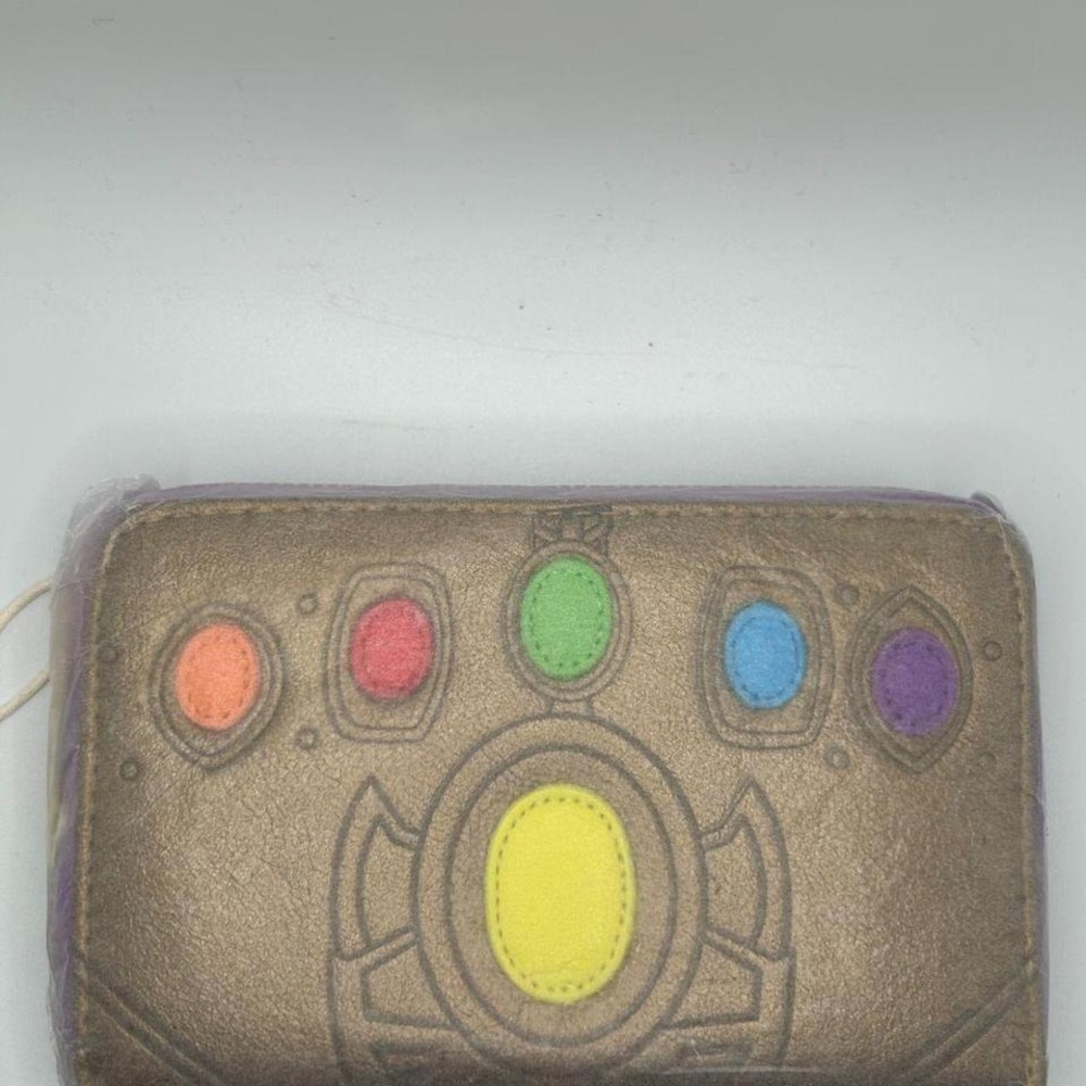 Loungefly Marvel Shine Thanos Gauntlet Metallic Zip Around Wallet MVWA0208 NEW